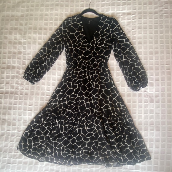 Banana Republic Flounce Hem Maxi Dress - Picture 2 of 11